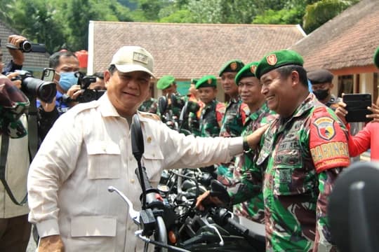 Prabowo-Gibran Ingin Menaikan Gaji Polri-TNI Serta Aparatur Hukum