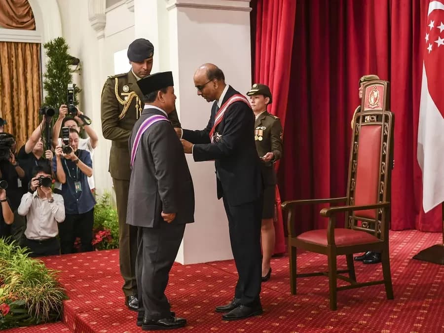 Prabowo Subianto Dapat Penghargaan Militer Tertinggi Dari Singapura
