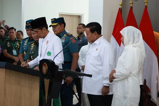 Jokowi dan Prabowo Resmikan Rumah Sakit di Surabaya