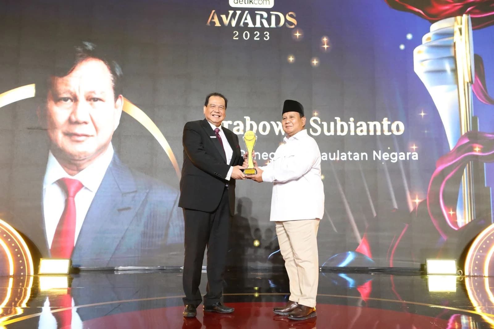 Kerendahan Hati Prabowo Menerima Penghargaan detikcom Awards 2023