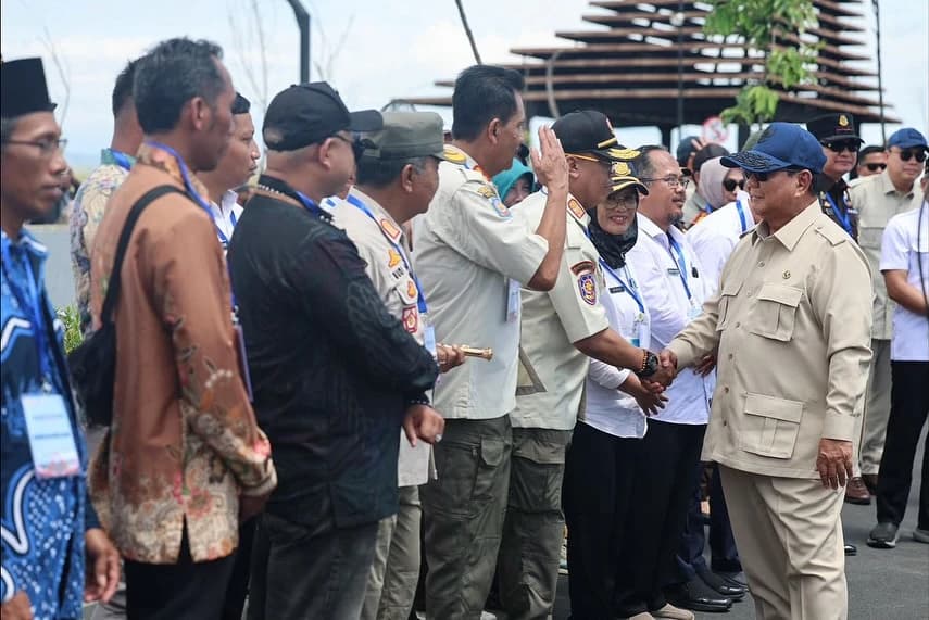Presiden Prabowo Subianto meresmikan Jembatan Kabanaran di Kabupaten Bantul, Provinsi Daerah Istimewa Yogyakarta, pada Rabu, 19 November 2025.