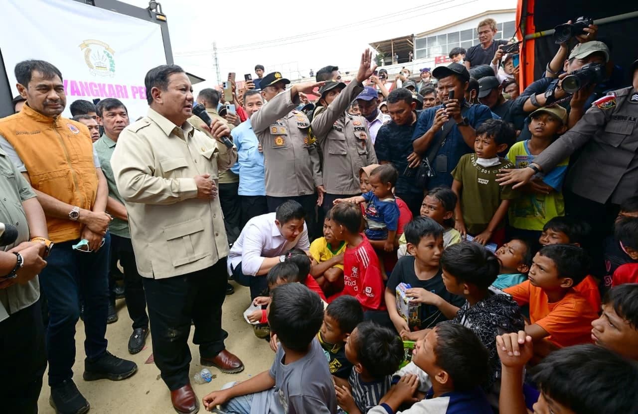 Presiden Republik Indonesia Prabowo Subianto menekankan bahwa pemerintah pusat telah bergerak cepat untuk mendukung percepatan pemulihan di Provinsi Aceh, termasuk Kabupaten Aceh Tamiang. Kepada warga terdampak, Presiden Prabowo memastikan pemenuhan berbagai kebutuhan dasar masyarakat terus diupayakan oleh pemerintah.
