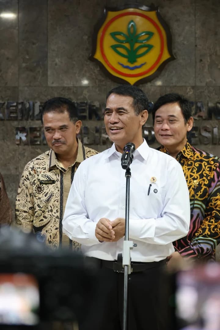 Menteri Pertanian Andi Amran Sulaiman menyampaikan bahwa ketersediaan beras nasional berada dalam kondisi yang sangat aman.