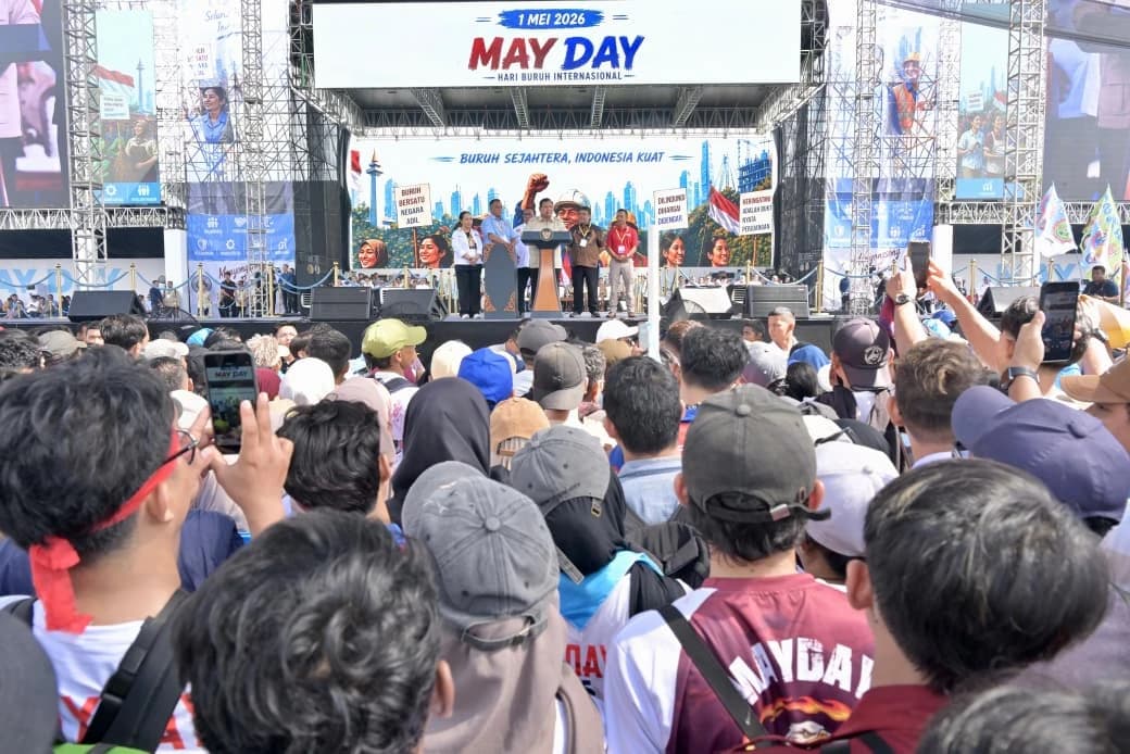 400 ribu Buruh Hadiri Peringatan Hari Buruh Internasional, Presiden Prabowo Tegaskan Tak Akan Gentar Bela Rakyat