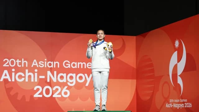 062208400 1790775364 20260930   NOC   AG26   NMA   6. Sport Climbing  Women s Speed 4 Medal Ceremony   GOLD   Desak Made Rita Kusuma Dewi  INA    12 cropped