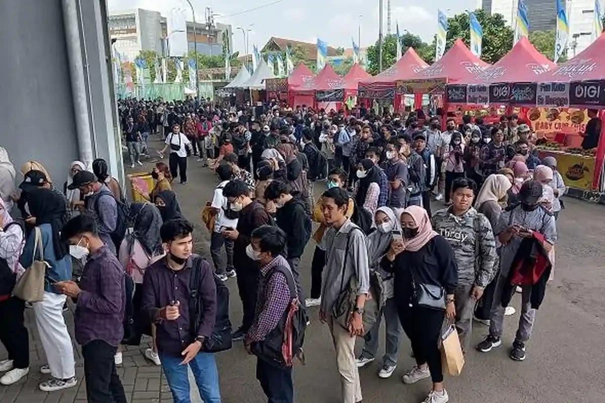 Job Fair Kota Bekasi 2023 yang digelar di Stadion Patriot Candrabhaga, Bekasi Selatan, Kamis lalu (16/2/2023), Foto: TribunBekasi.com/Joko Supriyanto