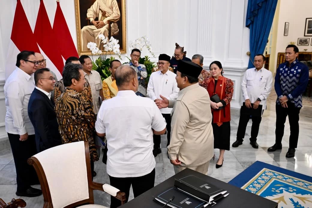 Mantan Menteri Luar Negeri Hassan Wirajuda mengungkapkan bahwa Presiden Prabowo memberikan pemaparan komprehensif mengenai situasi internasional terkini. Ia juga menambahkan bahwa diskusi turut menyoroti melemahnya efektivitas tatanan global.